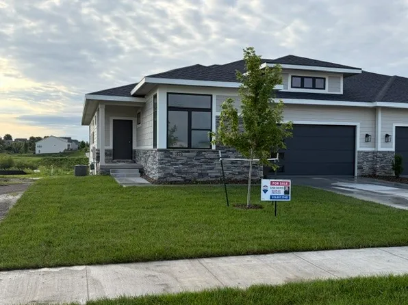 465 NW Prairie Rose Ln, Waukee, IA 50263