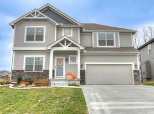 10132 N McKinley Ave, Kansas City, MO 64157