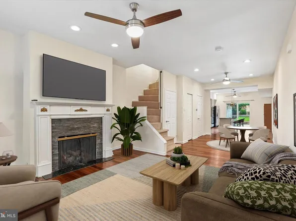1232 Crease St, Philadelphia, PA 19125