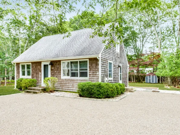 https://photos.zillowstatic.com/fp/b5c5308e9c787dabc12aeaaabb2d1e68-p_e.webp