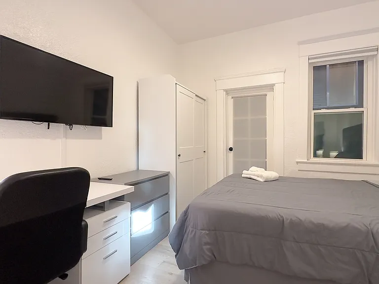 1343 C St #9B — Photo 9