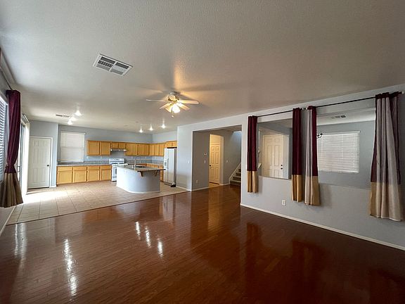 4th image of 10031 Canyon Hills Ave