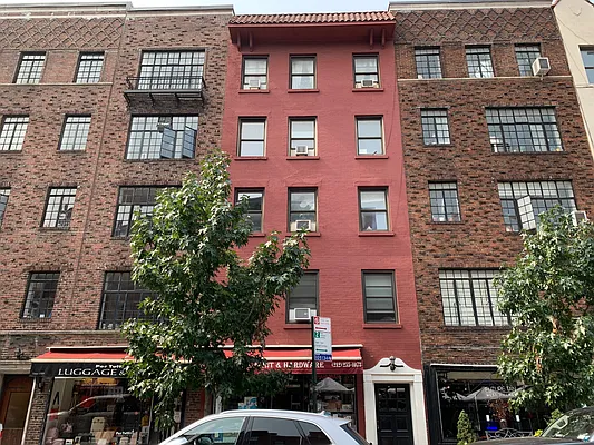 Rented by Compass | media 9