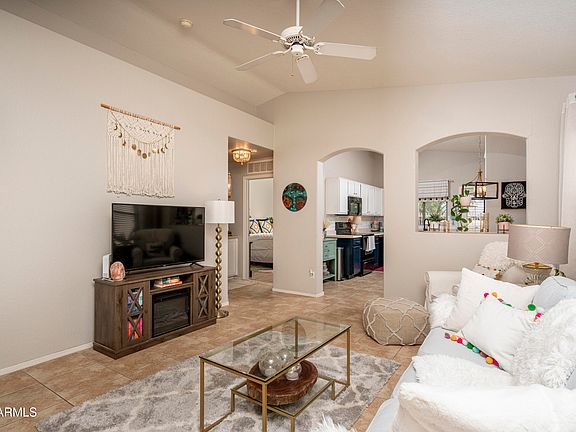 4th image of 3098 E STOTTLER Drive