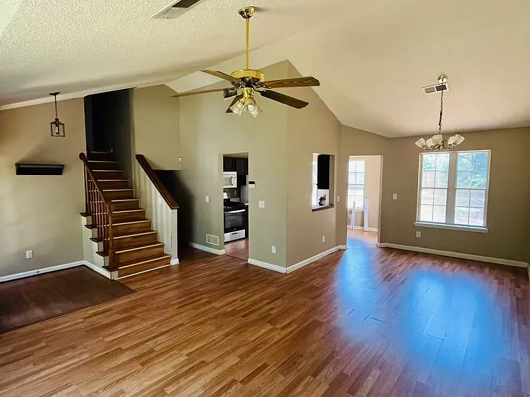1617 Vinebrook Ter NW — Photo 7