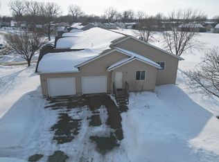 4101 W Newcomb Dr, Sioux Falls, SD 57106