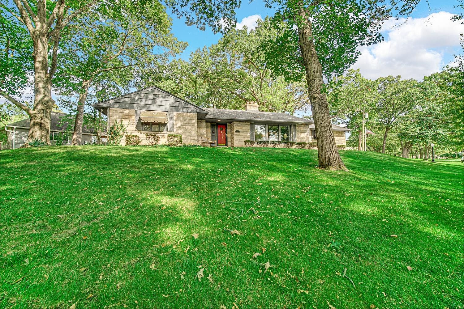 2735 Edgewood Dr, Dyer, IN 46311 Zillow