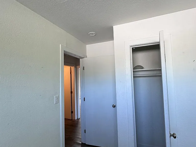 2170 Placer St — Photo 11