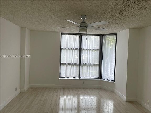 2nd image of 3530 Mystic Pointe Dr APT 213