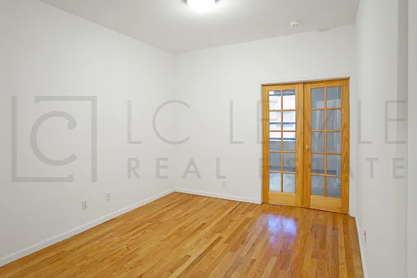 Rented by LC Lemle Real Estate Group | media 15