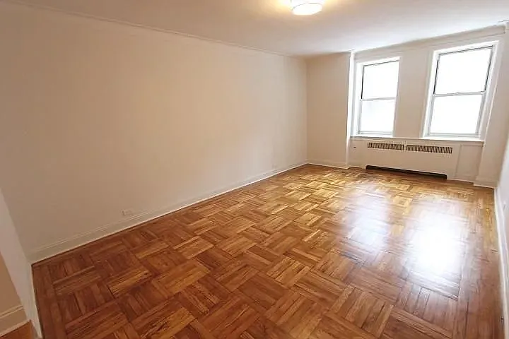 41 Kew Gardens Road — Photo 3