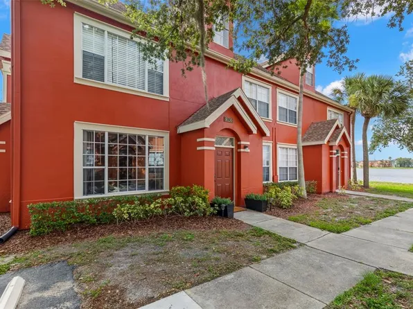 9130 Lake Chase Island Way #9130, Tampa, FL 33626