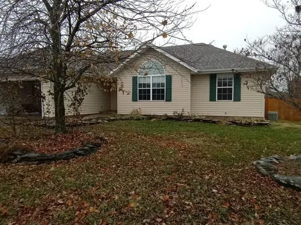 508 N Douglas Dr, Republic, MO 65738