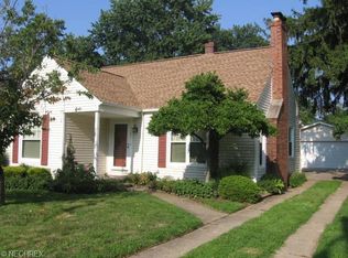 4301 W 227th St, Fairview Park, OH
