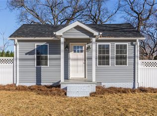 1517 Skeet Club Rd, High Point, NC 27265