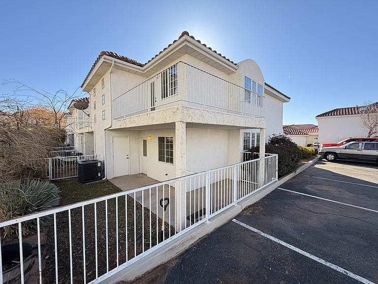 1200 Glen Canyon Dr #12 — Photo 28