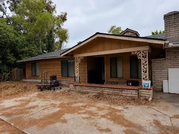 1871 Watson Way, Vista, CA 92083