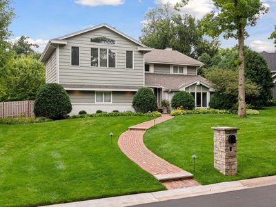 6401 Willow Wood Rd, Edina, MN, 55436