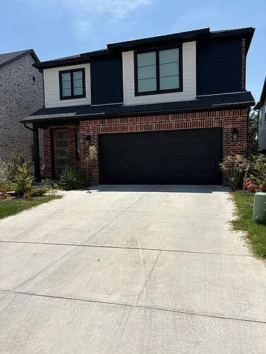 4532 Hogans Alley Dr Photo 1
