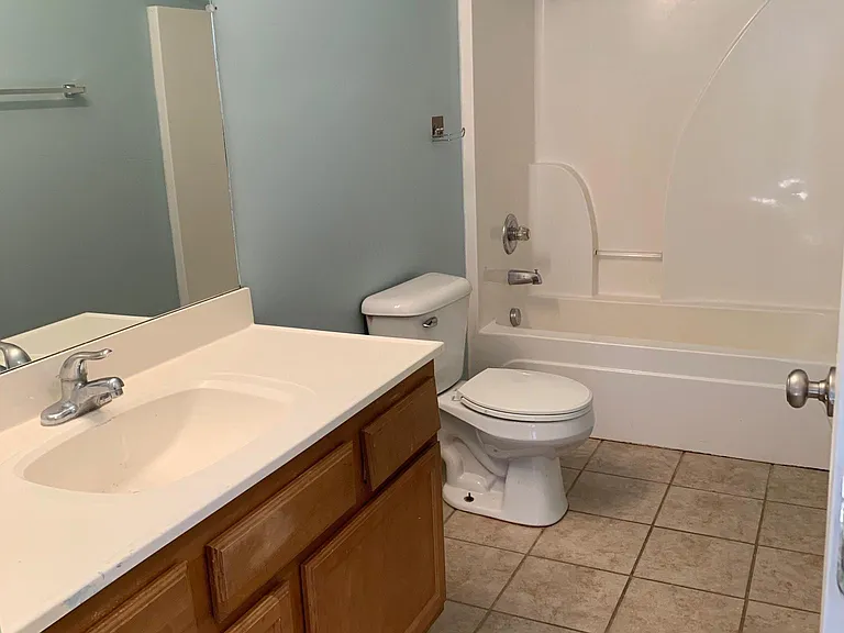 508 Dunaway St — Photo 10