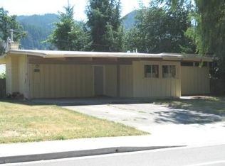 47802 W 2nd St, Oakridge, OR 97463