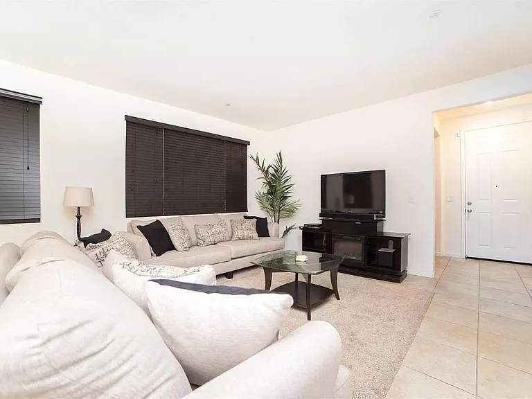 1088 Arrington Dr — Photo 14