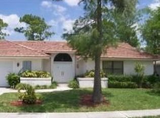 1631 Primrose Ln, Wellington, FL 33414