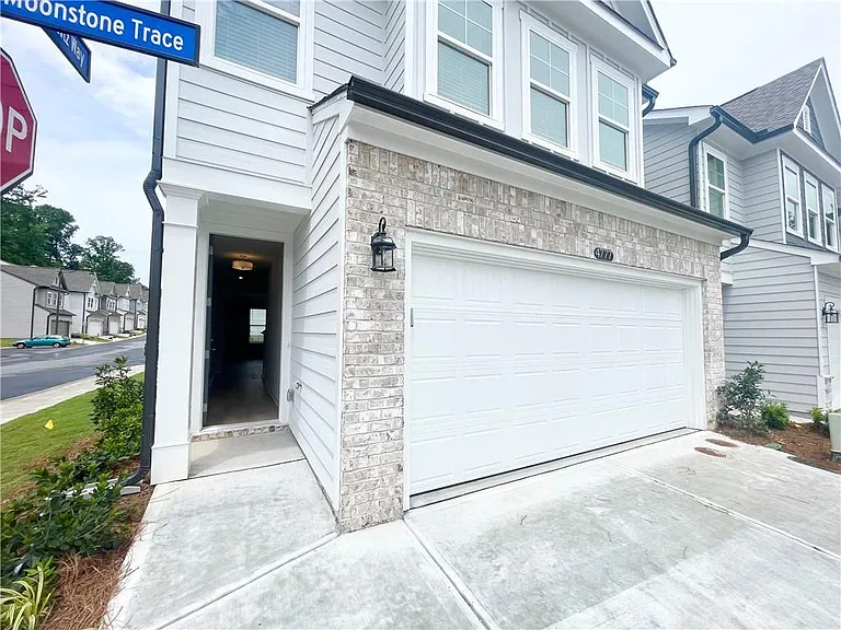 4777 Moonstone Trce — Photo 3