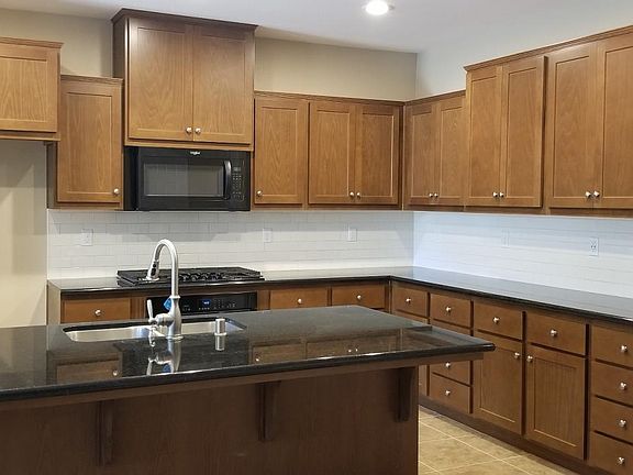 5th image of 2488 N Rock Creek Dr