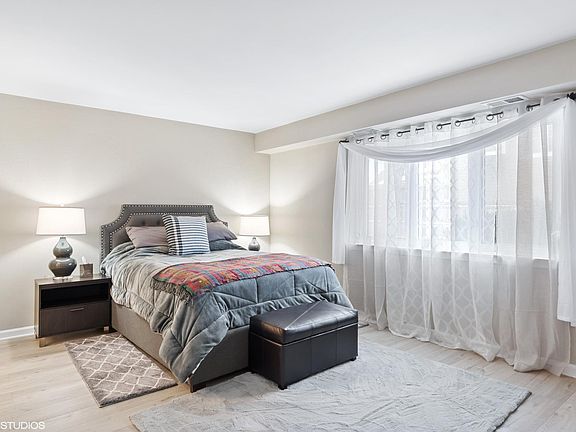 4th image of 2066 Saint Johns Ave APT 106