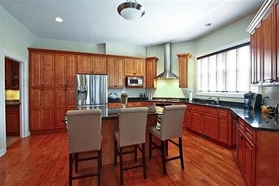 3rd image of 315 W Park Pl Unit B2