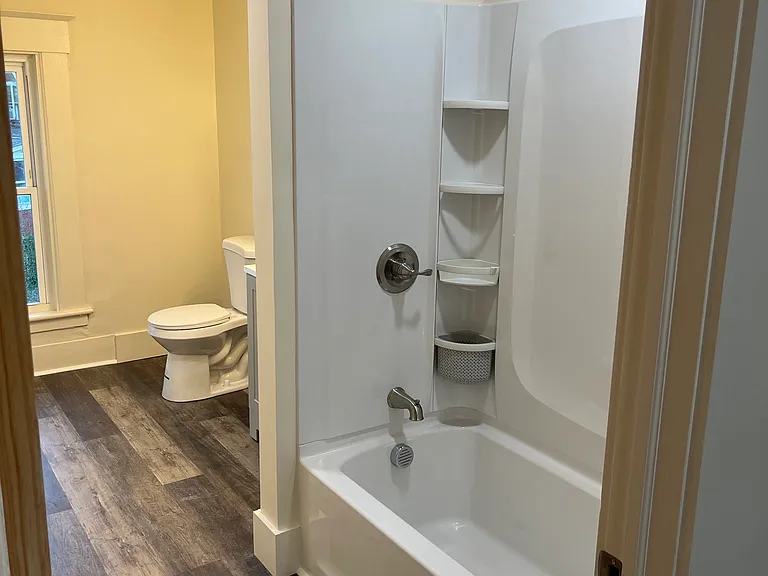 121 Park St #2 — Photo 8