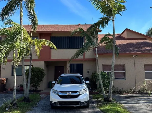 844 W 41st St #47, Hialeah, FL 33012