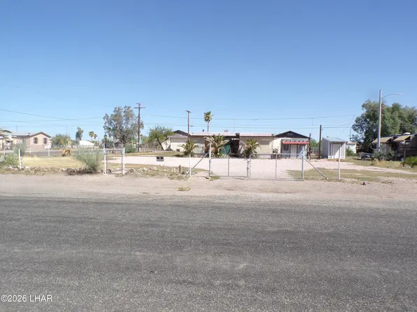 44072 Winters St, Bouse, AZ 85325
