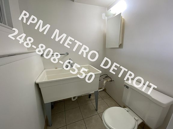 3rd image of 2781 Majestic Ct