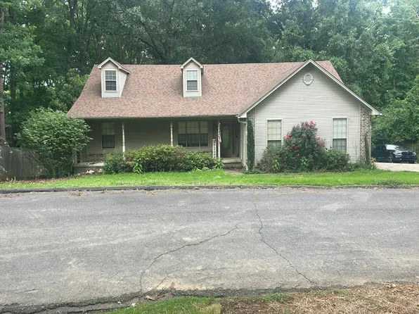18 Partridge Ln, Benton, AR 72019
