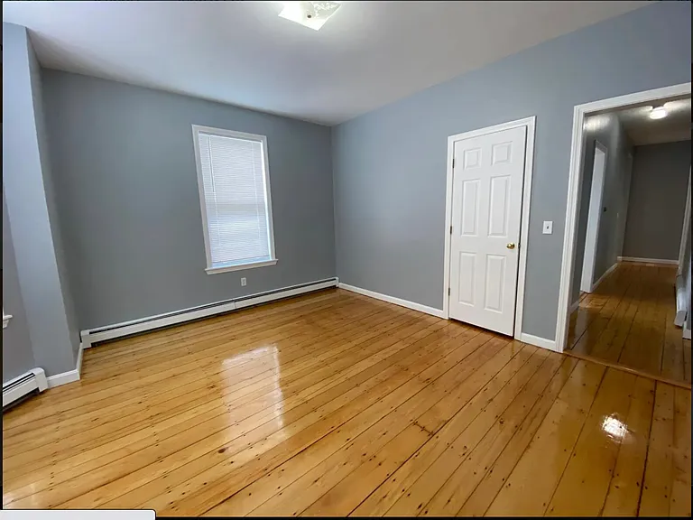 24 Beacon Pl #3 — Photo 9