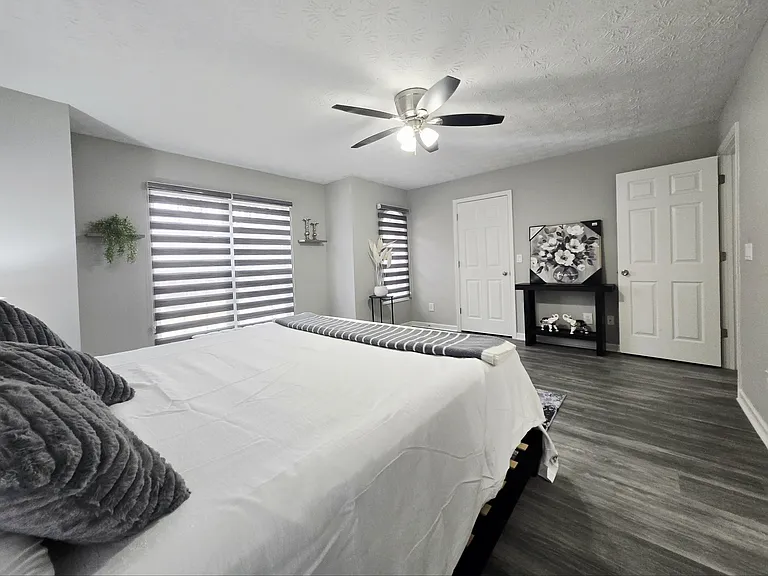 2430 Piering Dr — Photo 15