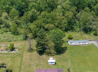 1153 Rosenbaum Rd, Bluefield, VA 24605