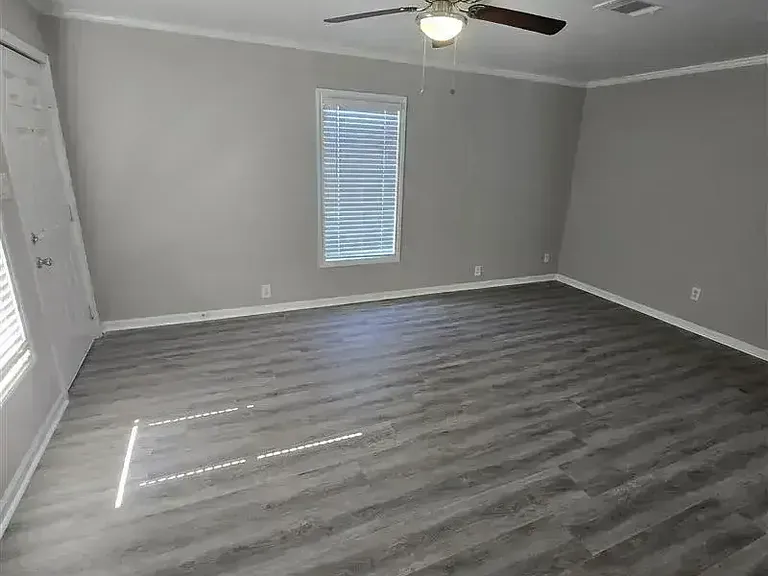 15766 Clarke Springs Dr #15766C — Photo 2