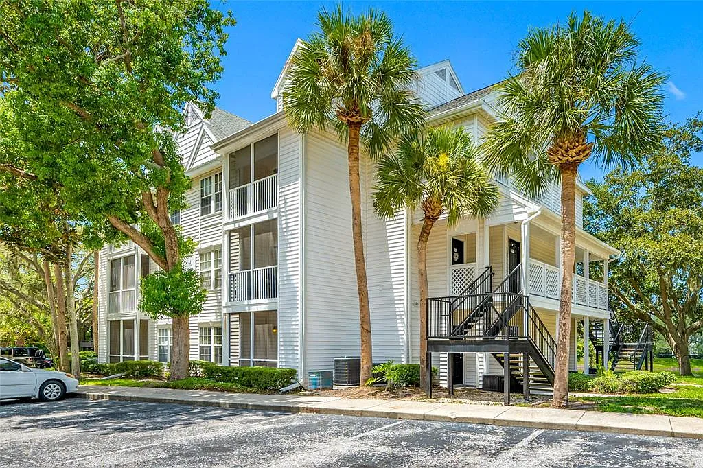 1 bed, 1.0 bath, 694 sqft, $1,500 — Photo 1