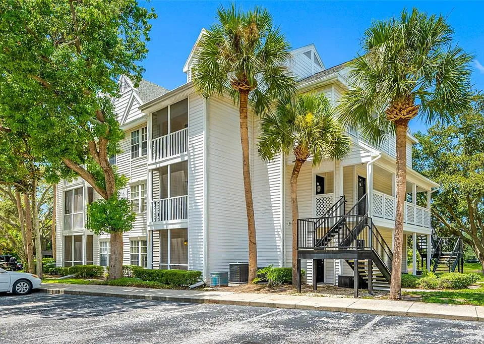 3300 Haviland Ct #104