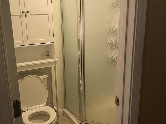 3rd image of 428 N 2nd St #B