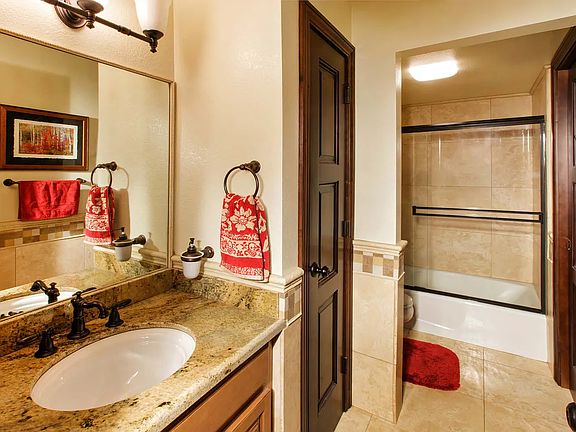 2nd image of 908 Harold Dr Unit 22