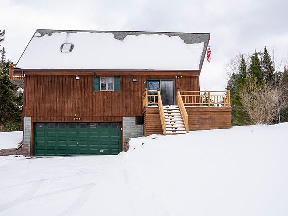 2nd image of 896 Standish Rd