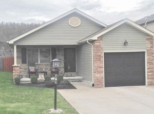 89 Beechwood Ave, Winfield, WV 25213