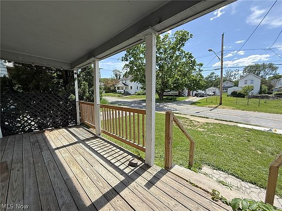 2nd image of 3443 Sheridan Rd