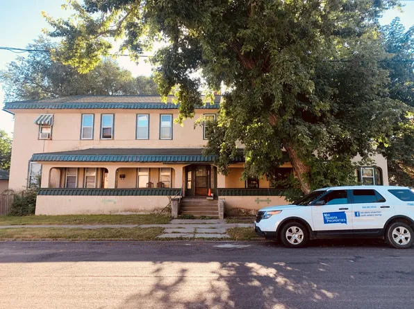 404 N Duff, 404 N Duff St #2, Mitchell, SD 57301