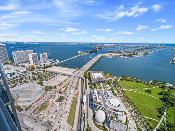 1100 Biscayne Blvd, Miami, FL