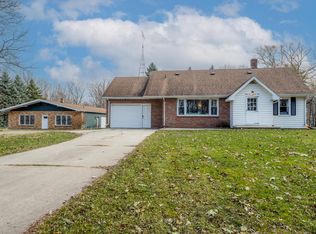 6673 Red Arrow Hwy, Stevensville, MI 49127